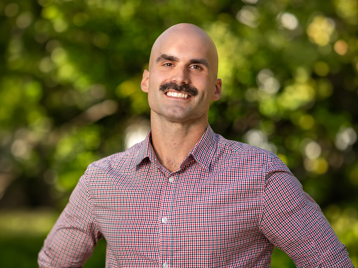 Picture of Simon Husted